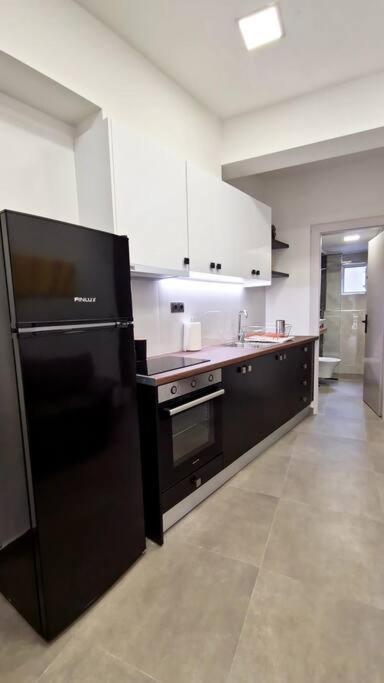 Faronita - Luxury Apt In The Heart Of Calamata Exterior foto