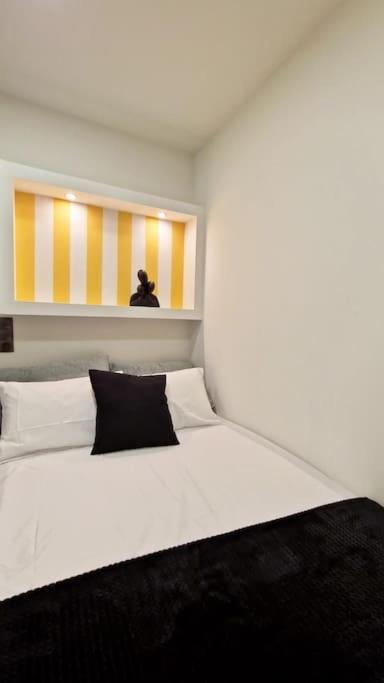 Faronita - Luxury Apt In The Heart Of Calamata Exterior foto
