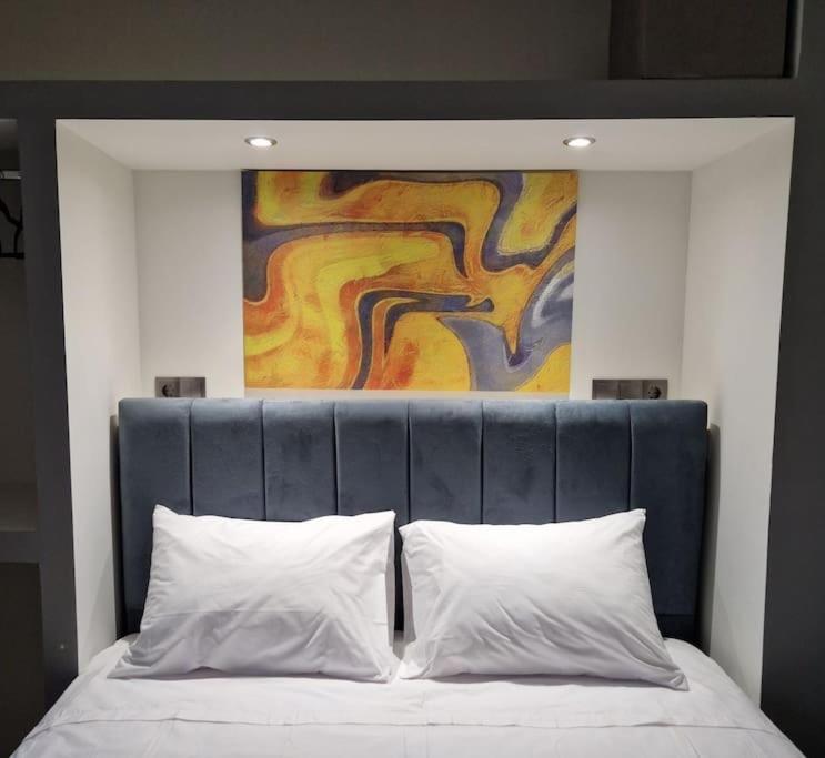 Faronita - Luxury Apt In The Heart Of Calamata Exterior foto